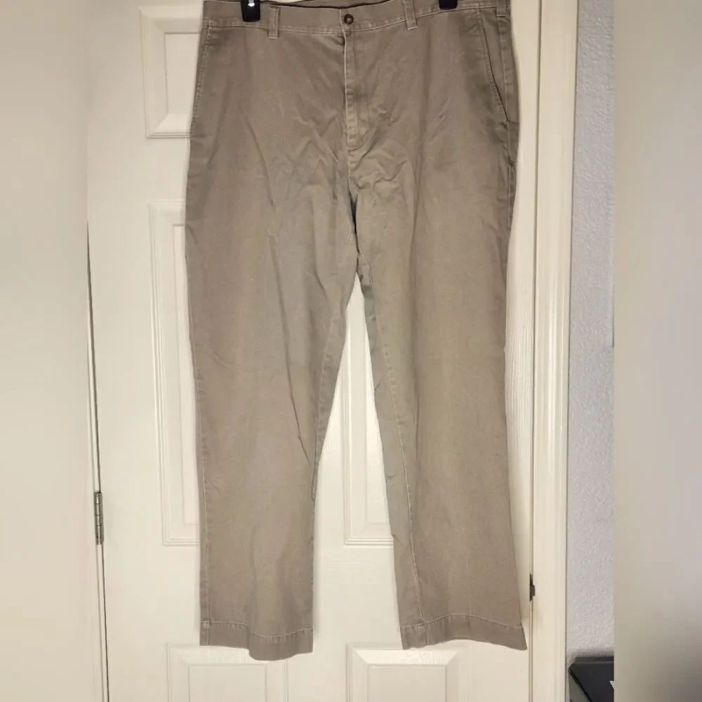 Jos.A. Bank 40"×32" Beige Full Length Pockets Zipper Cotton Men's Pants
